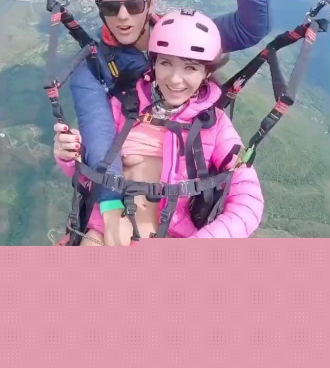 女富婆跳伞玩刺激2
