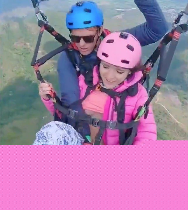 女富婆跳伞玩刺激6