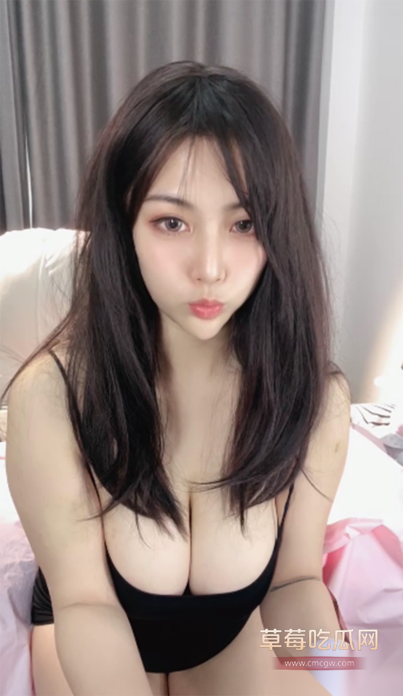 Fansly极品网红kikiryang 1 Fansly极品网红kikiryang 1