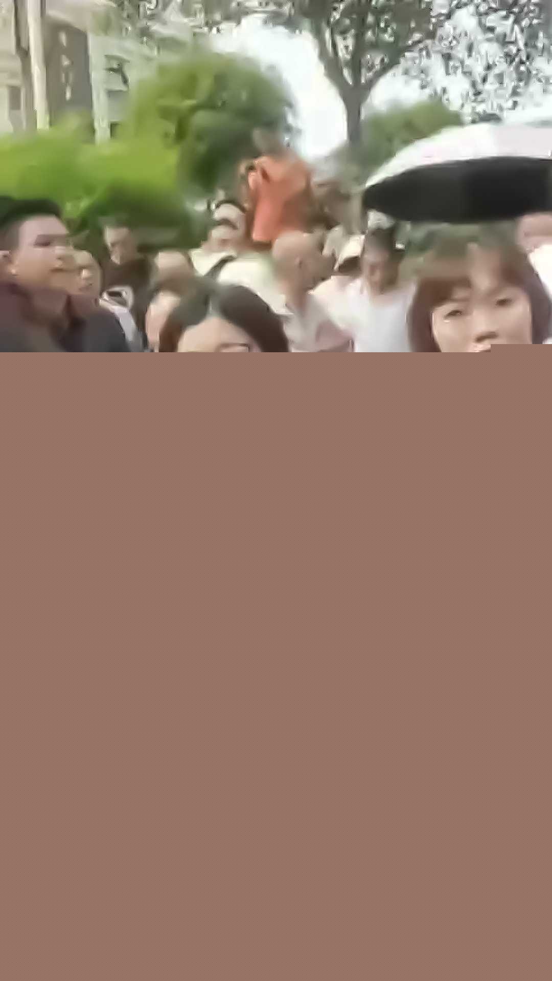 家长举报自贡富顺一小学食堂吃的是劣质肉 5