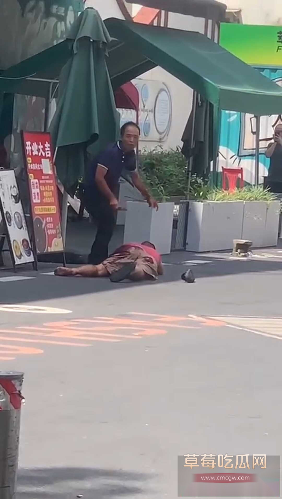 东晓南街头捅人事件 3 东晓南街头捅人事件 3