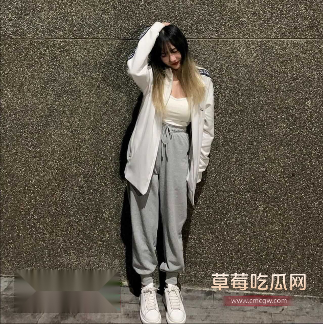 大三软萌台妹遭男友分手泄密 3