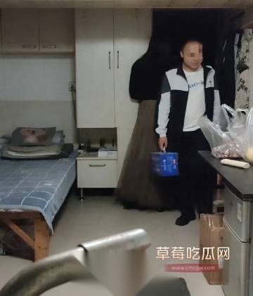伪娘阿红5.jpg 伪娘阿红5.jpg