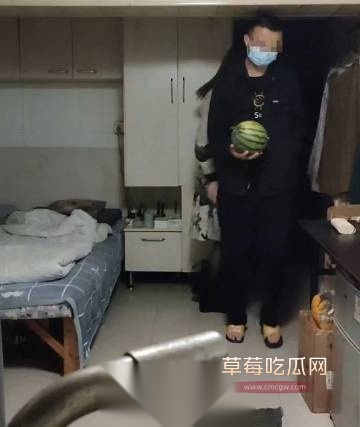 伪娘阿红8.jpg 伪娘阿红8.jpg