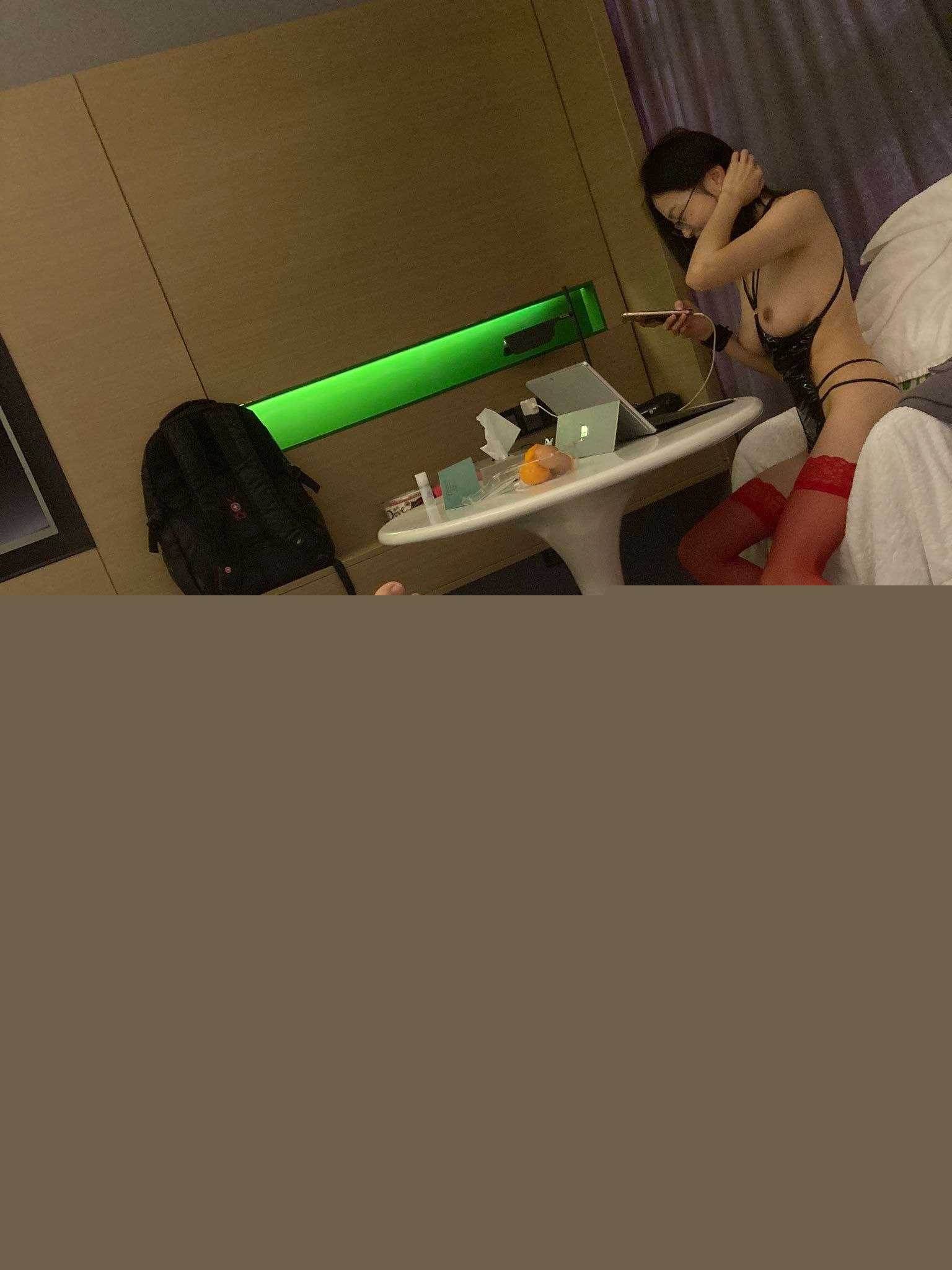 极品眼镜反差婊校花美女刘璐 9 极品眼镜反差婊校花美女刘璐 9