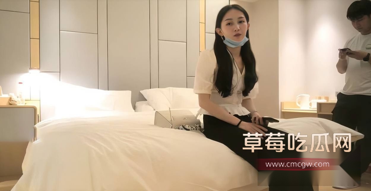小宝探花深夜场 甜美外围妹笑起来很甜3 小宝探花深夜场 甜美外围妹笑起来很甜3