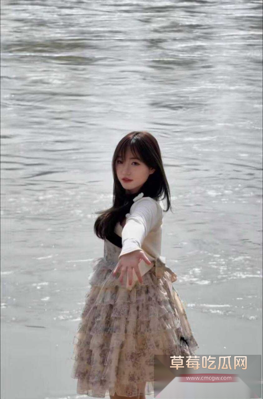 抖音白盼雪2.jpg 抖音白盼雪2.jpg