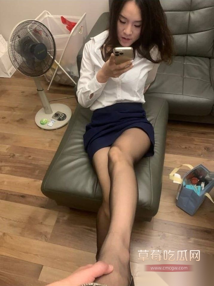 极品反差婊健身美女教练 4