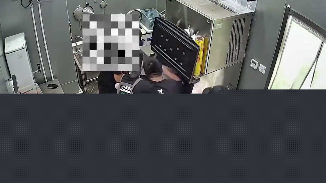 头条横.00005310.Still042 头条横.00005310.Still042