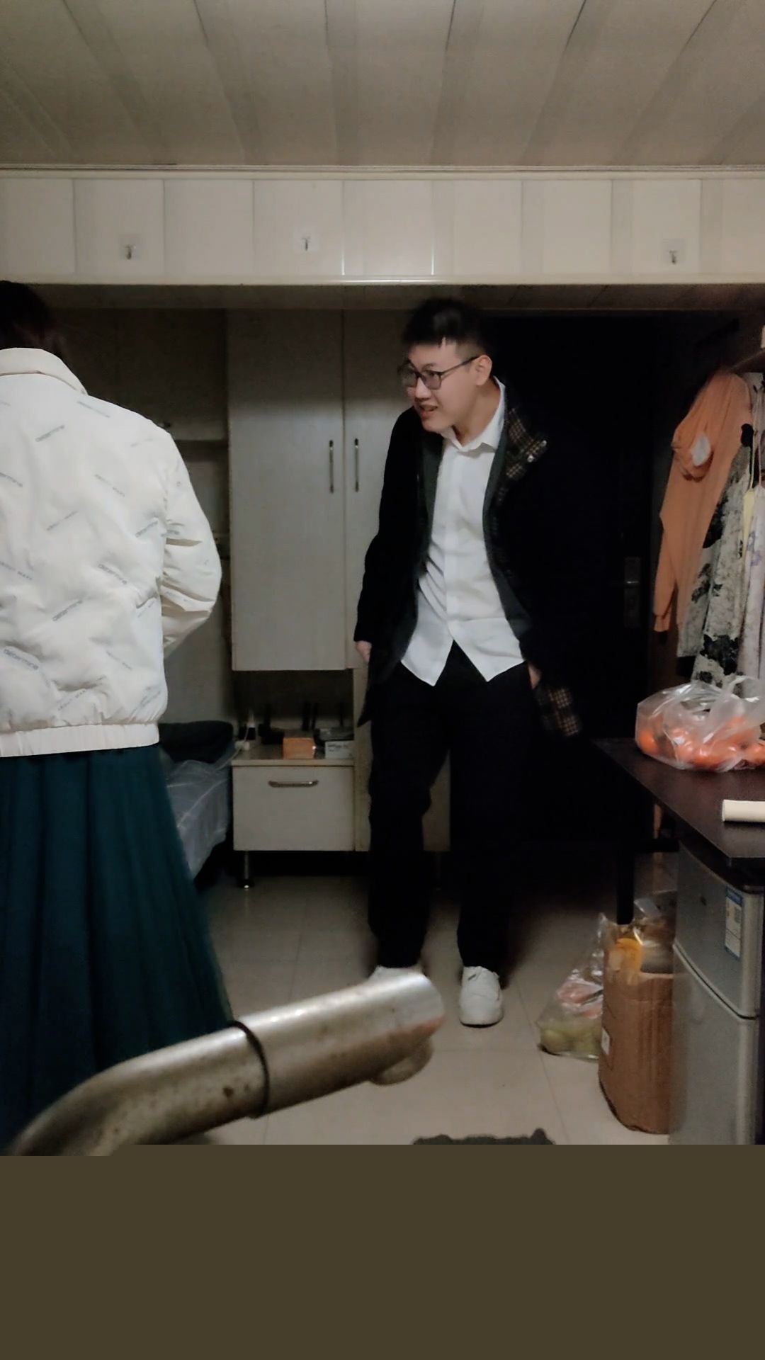 南京红姐事件 眼镜男一脸斯文却也有这种癖好1