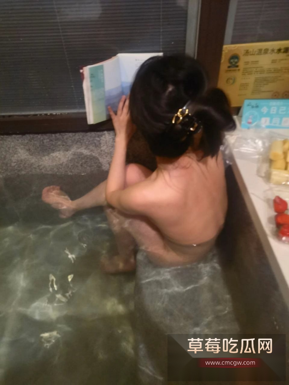 年度最骚反差人妻婊 2 年度最骚反差人妻婊 2