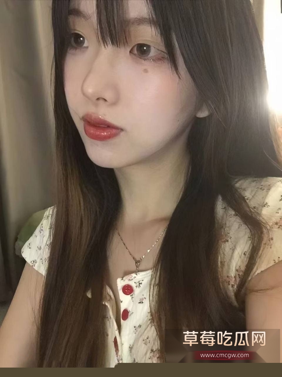 海角乱伦精选亲二姐准备化妆去酒吧约炮 1 海角乱伦精选亲二姐准备化妆去酒吧约炮 1