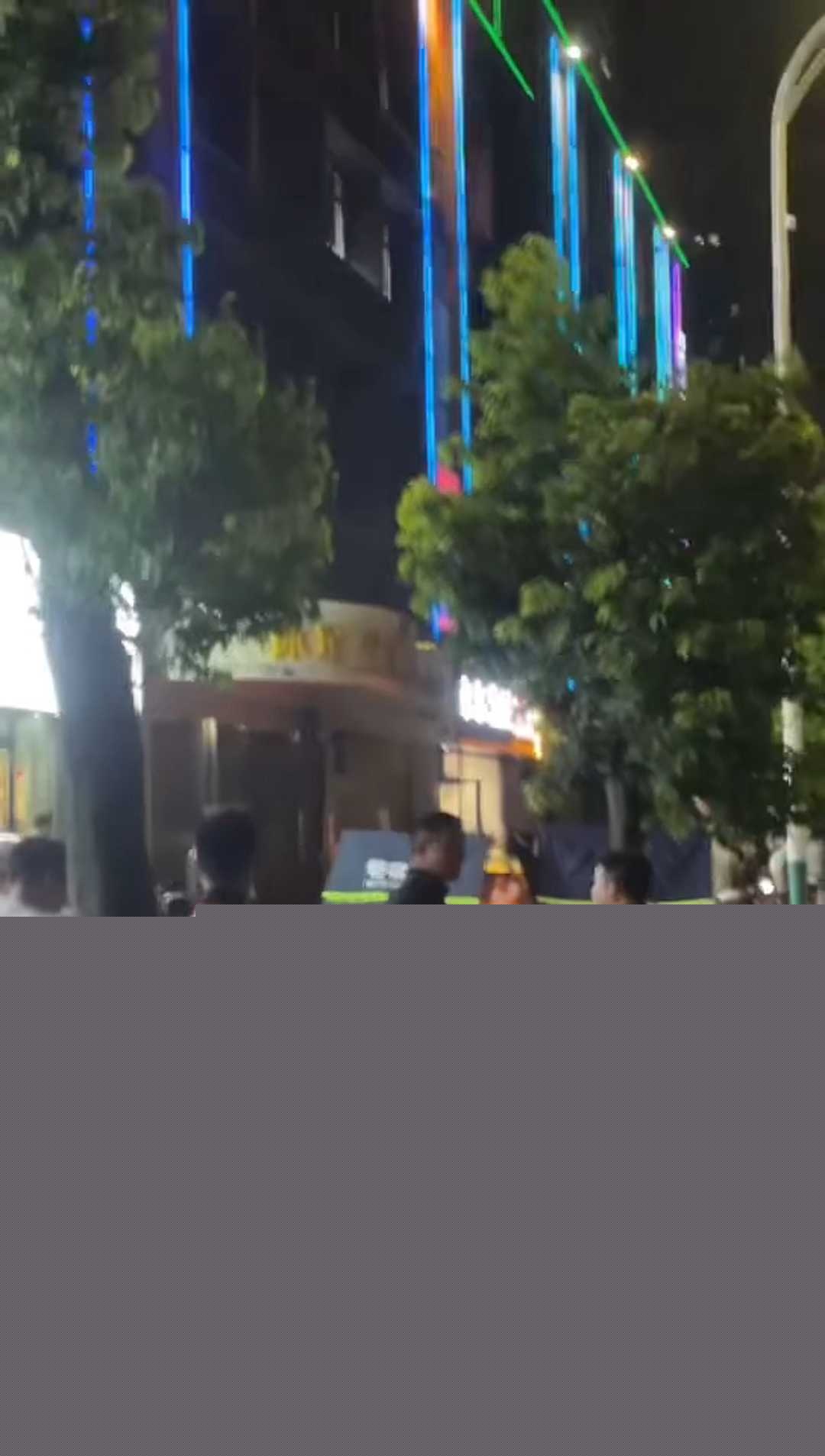 打飞机也能死 4 打飞机也能死 4