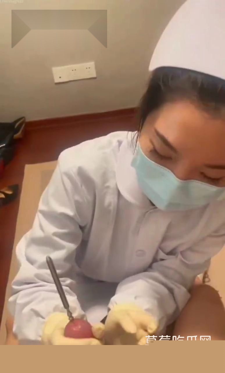 美女护士猎奇虐鸡玩弄1 美女护士猎奇虐鸡玩弄1