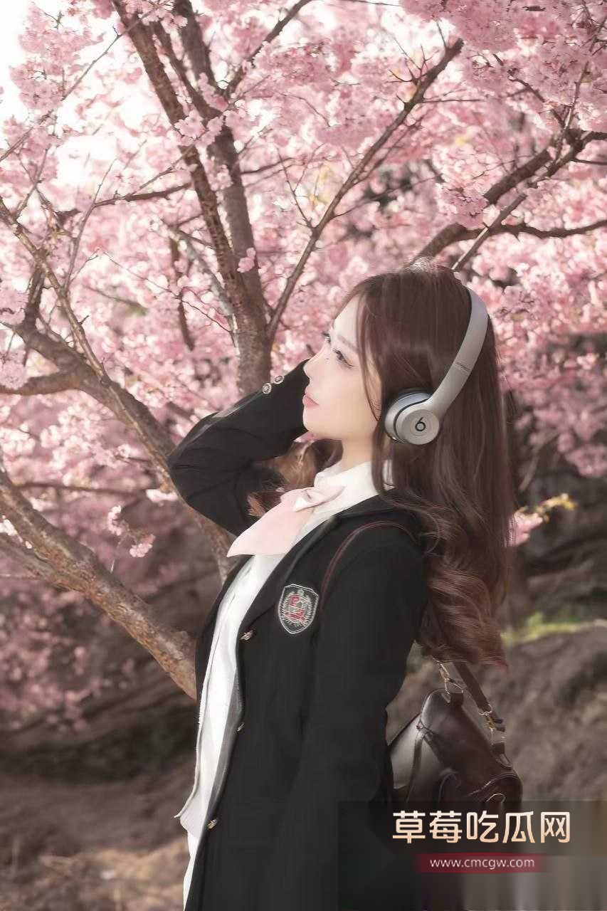 佩琪1.jpg 佩琪1.jpg