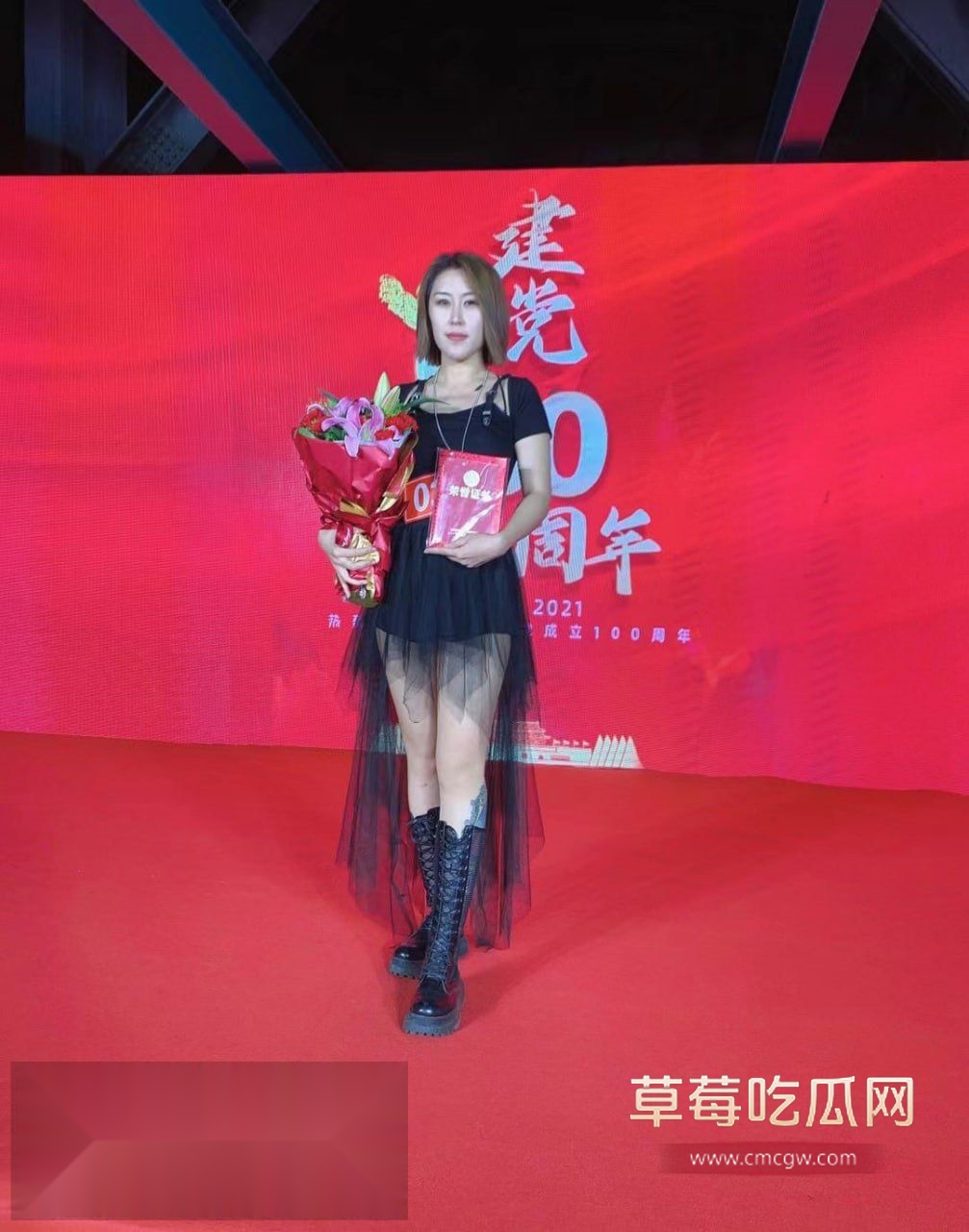 西安某公司优秀党员方慧和单位领导口交乳交视频泄密3 西安某公司优秀党员方慧和单位领导口交乳交视频泄密3