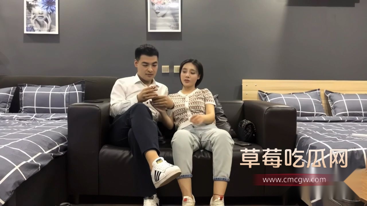 男爵探花深夜约操甜美外围妹1 男爵探花深夜约操甜美外围妹1