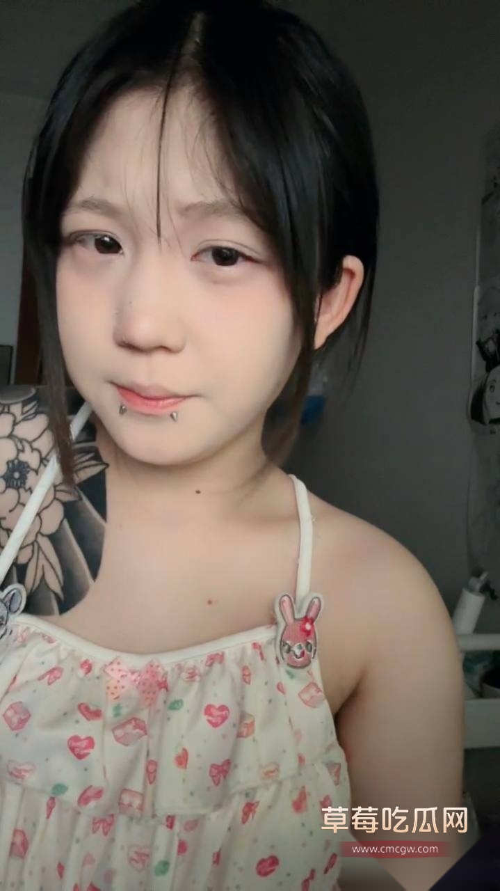 2 2