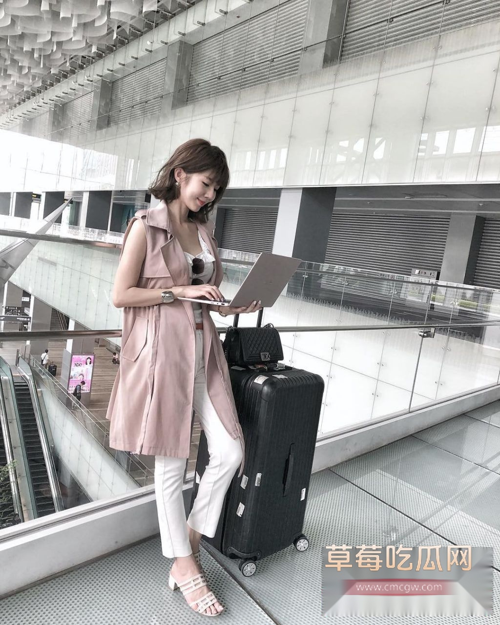 高颜值人妻Qbee张比比出轨情人视频曝光9 高颜值人妻Qbee张比比出轨情人视频曝光9