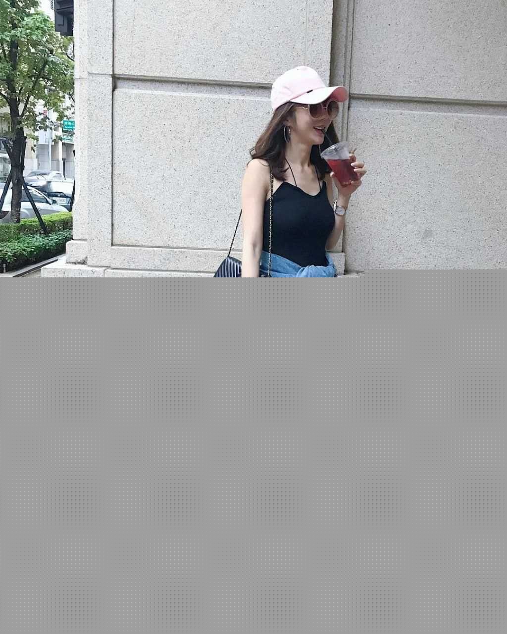 高颜值人妻Qbee张比比出轨情人视频曝光21 高颜值人妻Qbee张比比出轨情人视频曝光21