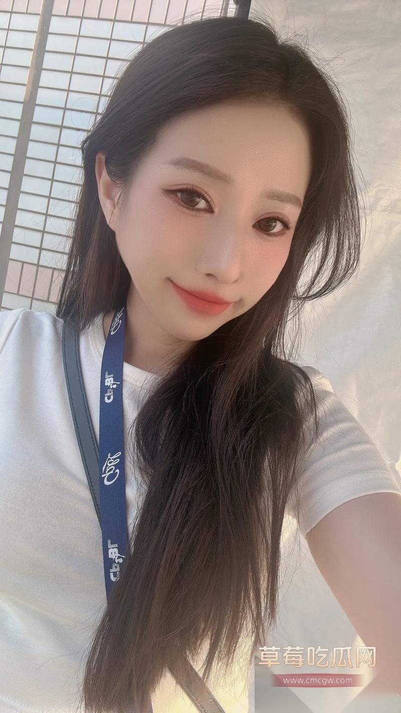 3 3