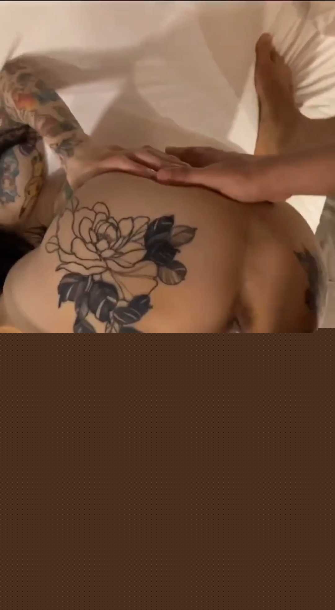 约炮长腿性感纹身妹 2 约炮长腿性感纹身妹 2