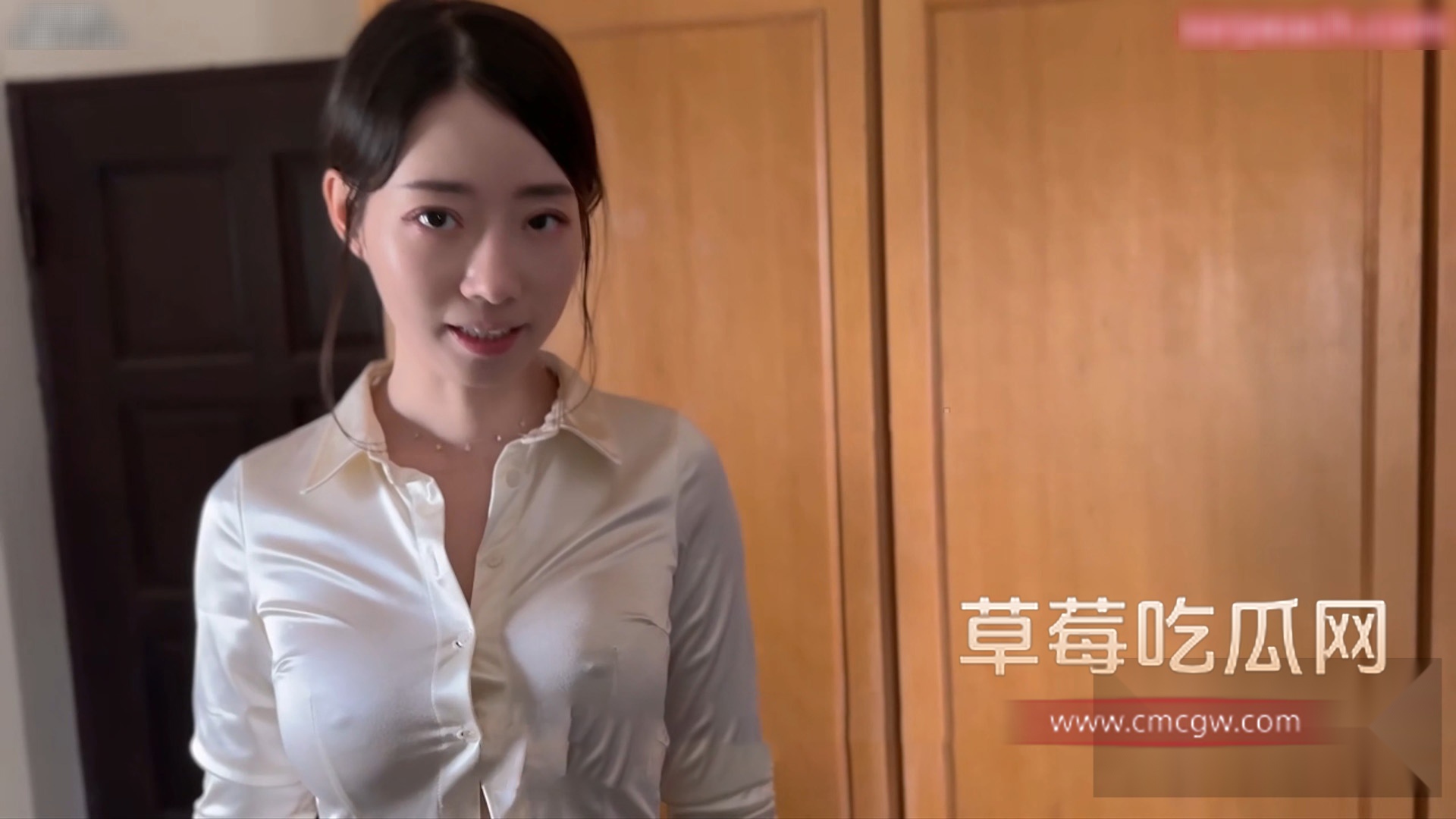 渴望升职的女下属勾引下来基层锻炼的少爷 1
