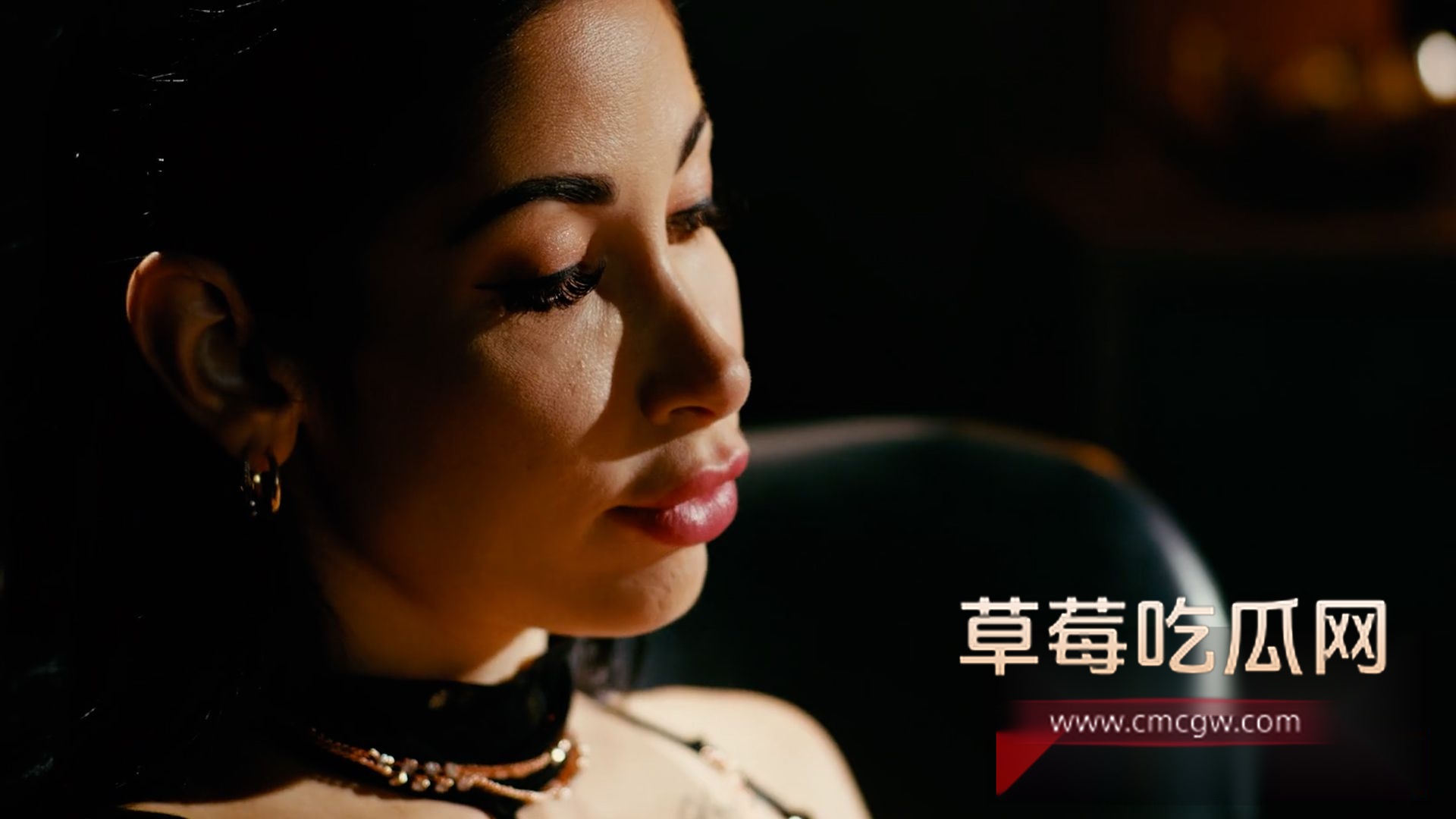 欧美爆乳女神CleaGaultier抽烟做爱流出1 欧美爆乳女神CleaGaultier抽烟做爱流出1