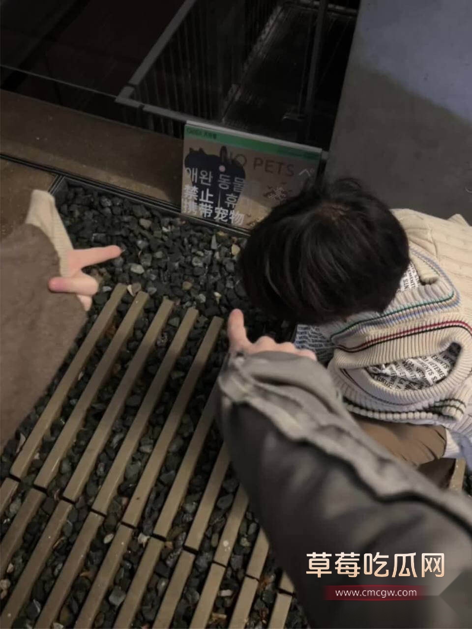 齐婧煊和好友以及金主的合照2.jpg
