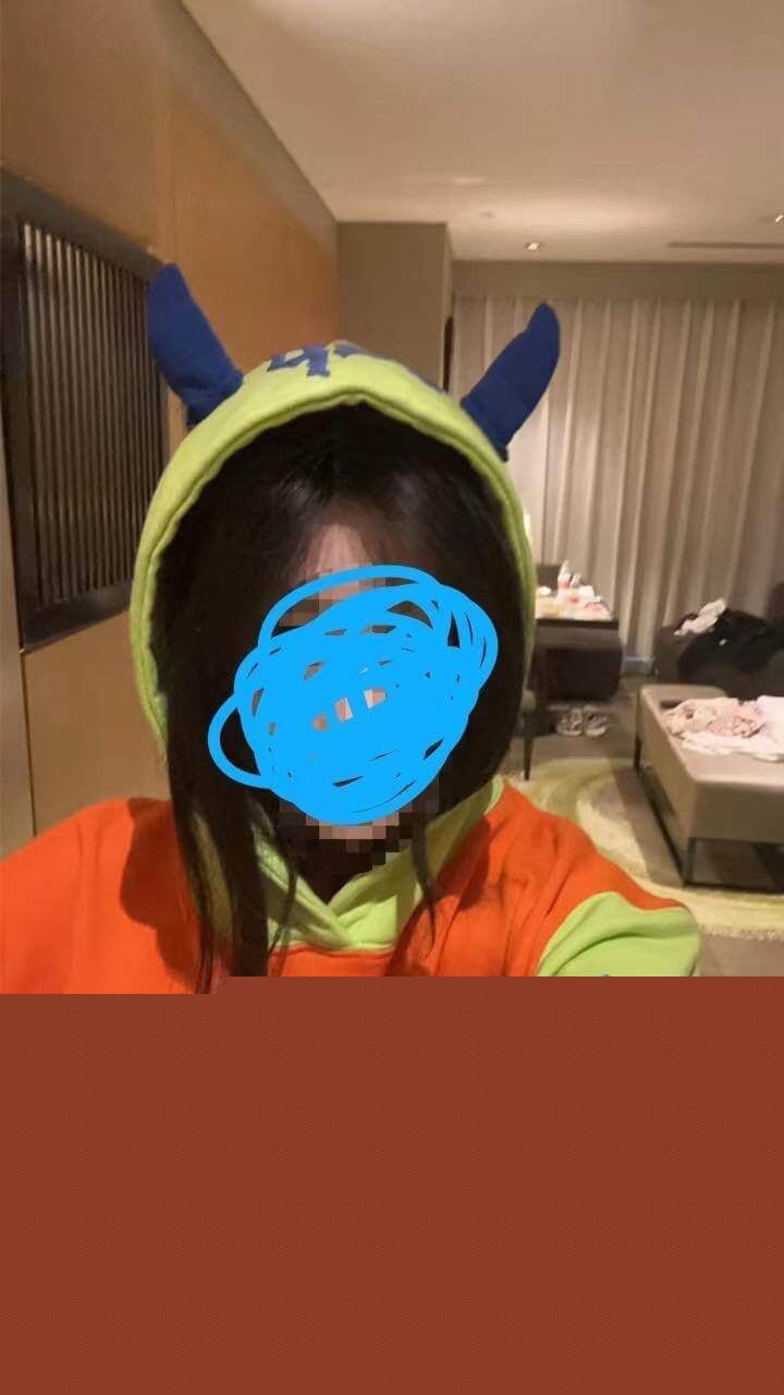 齐婧煊不露脸自拍3.jpg