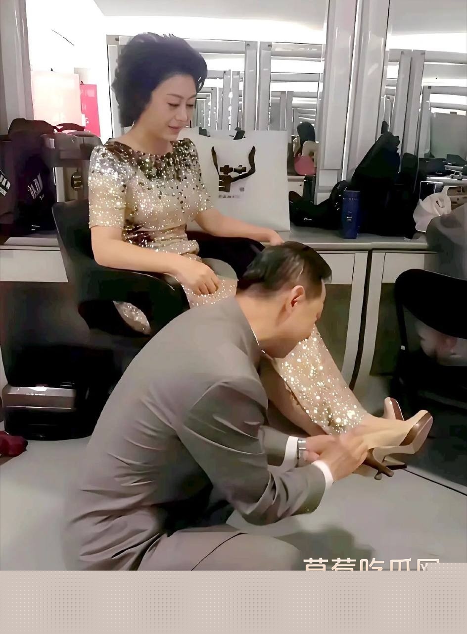 国家一级演员京剧第一美人李胜素8 国家一级演员京剧第一美人李胜素8