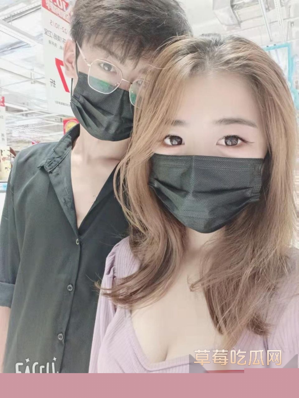 山东反差母狗骚逼人妻颜丽君曝光 4