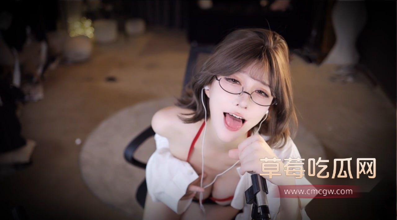 虎牙主播张爱玲付费定制6