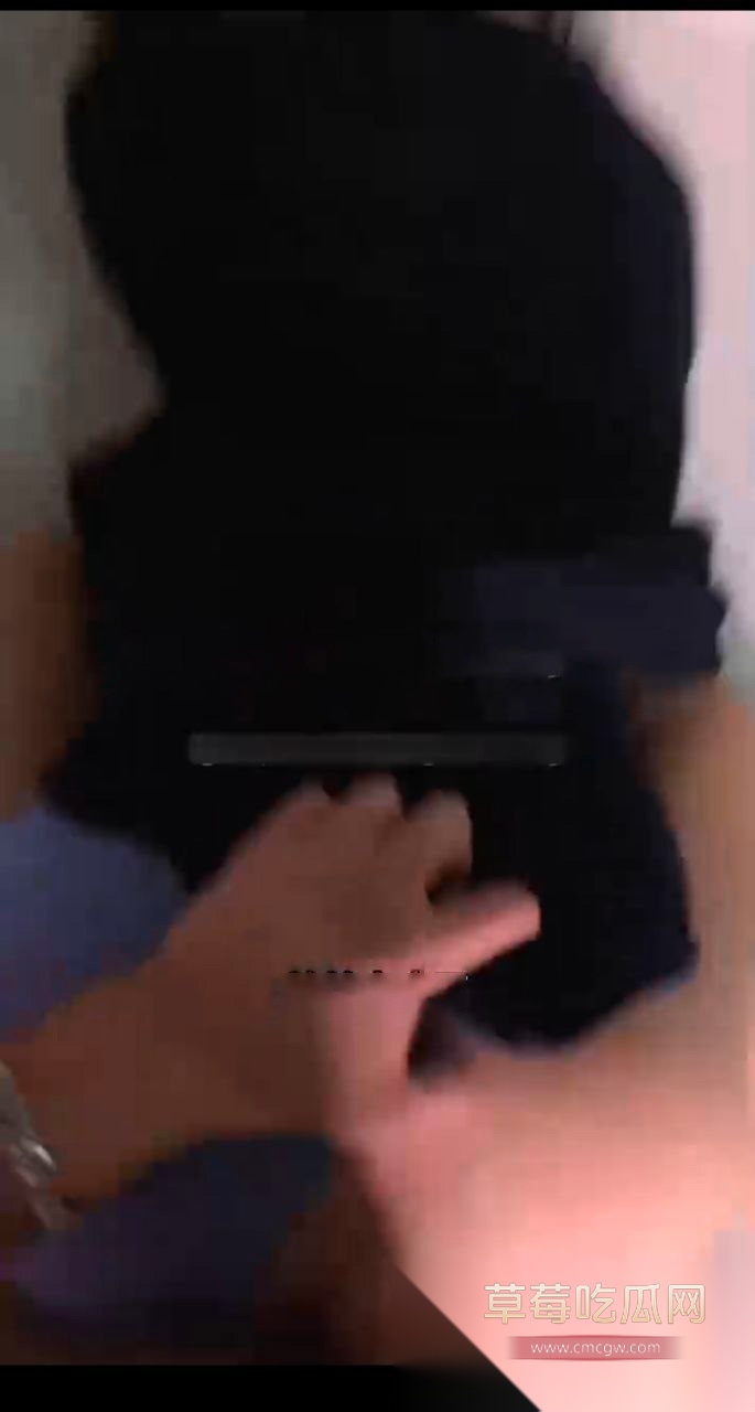 巨乳女神穿着凸显身材的连衣裙口交 5 巨乳女神穿着凸显身材的连衣裙口交 5