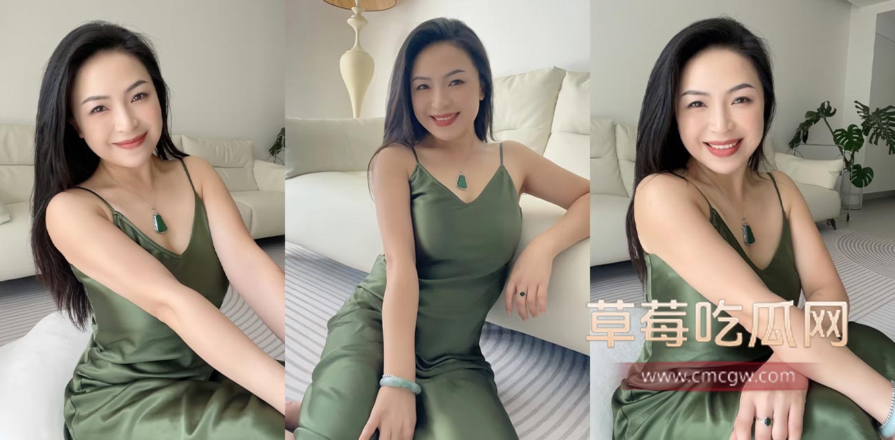 跟巨乳嫂子领证后的第一次做爱.jpg