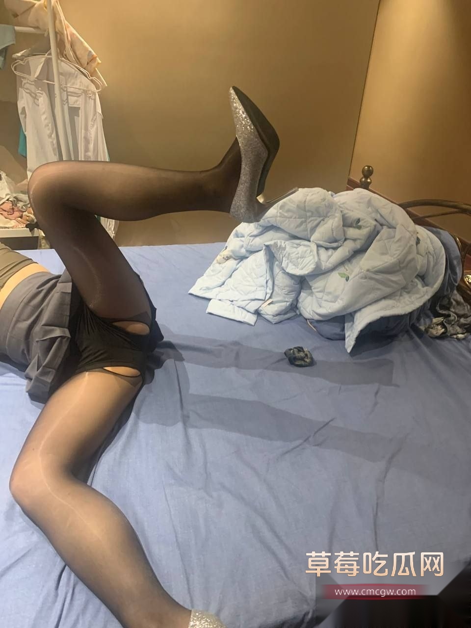 绿帽大神鹿林FQ肥臀少妇黑丝人妻 18 绿帽大神鹿林FQ肥臀少妇黑丝人妻 18