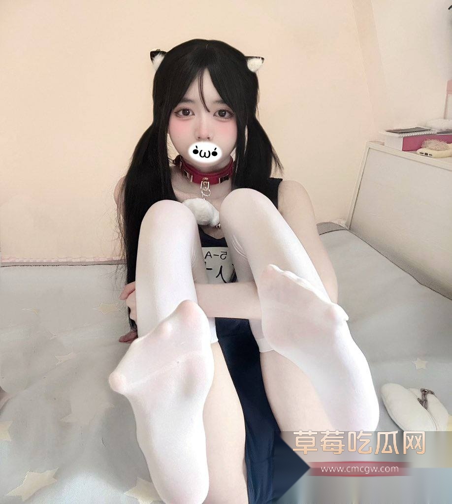 清纯颜值骚货3.jpg