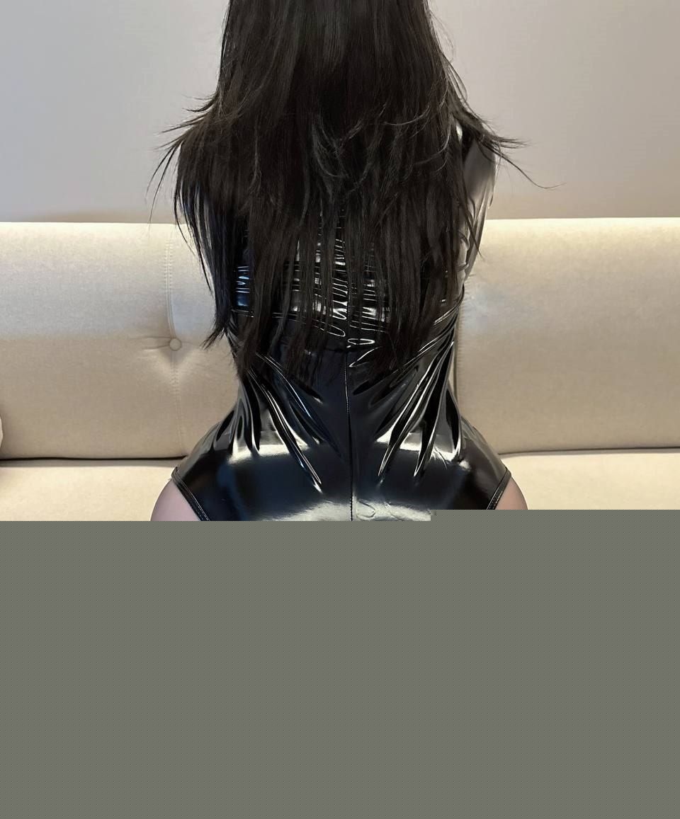 绿帽淫妻大神放逐的灵魂付费福利11