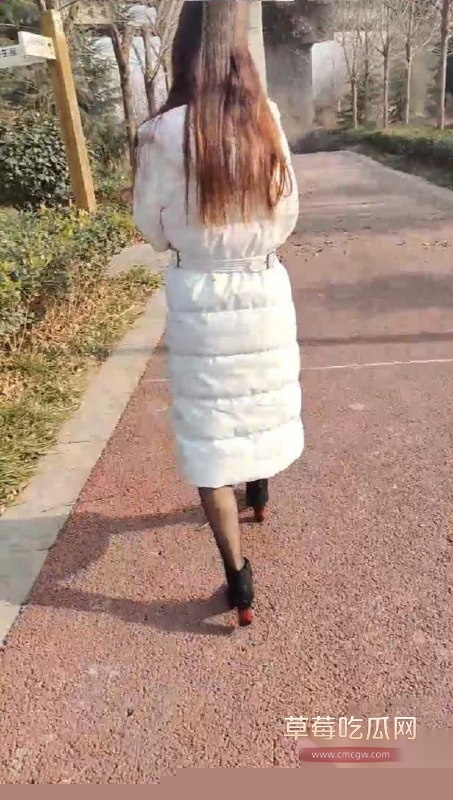 大胸嫂子会喷水 8 大胸嫂子会喷水 8