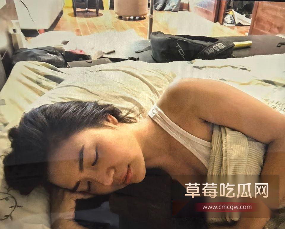 广东湛江性感富婆包养壮年小伙 5 广东湛江性感富婆包养壮年小伙 5