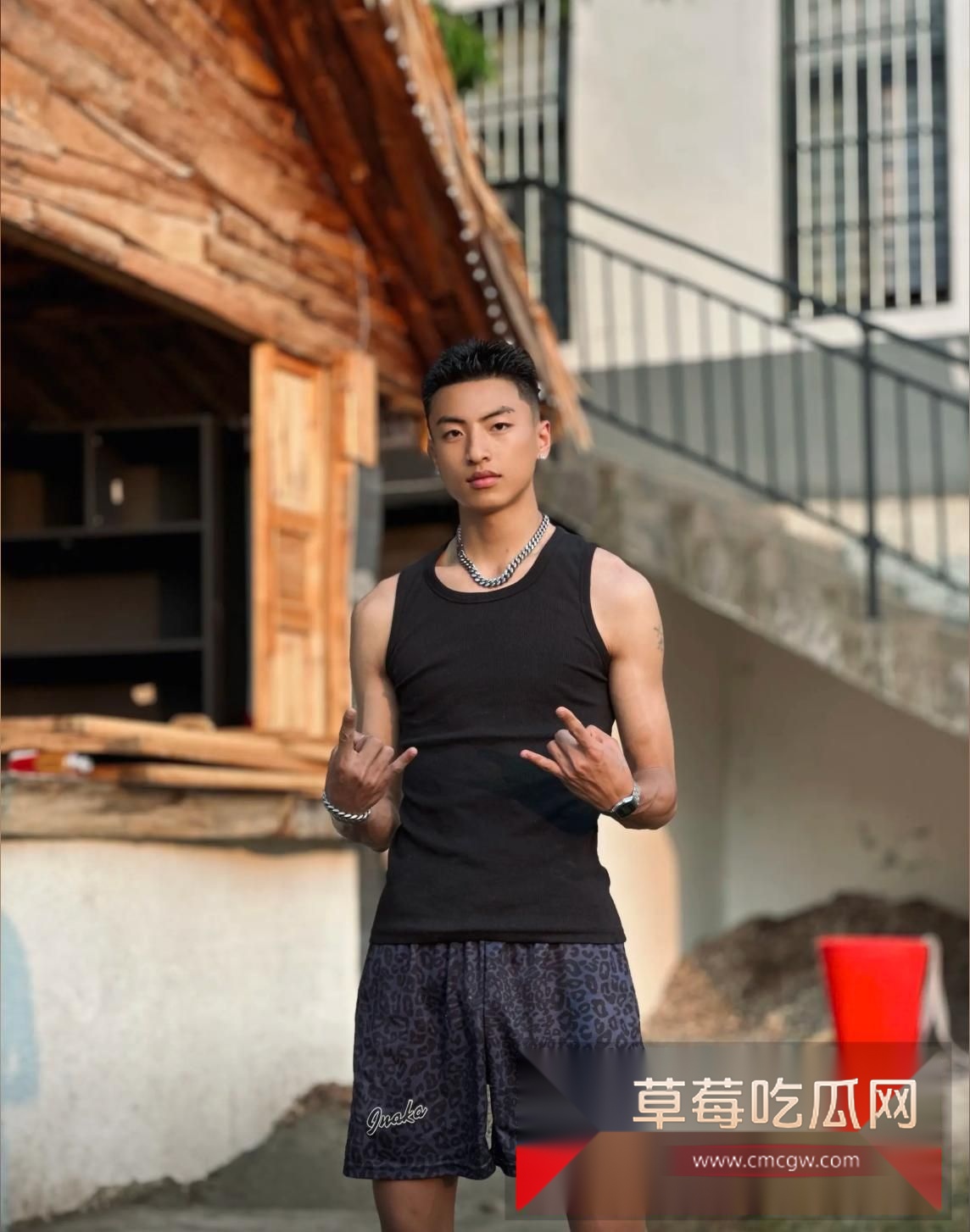 羞涩的潇约炮女粉丝2