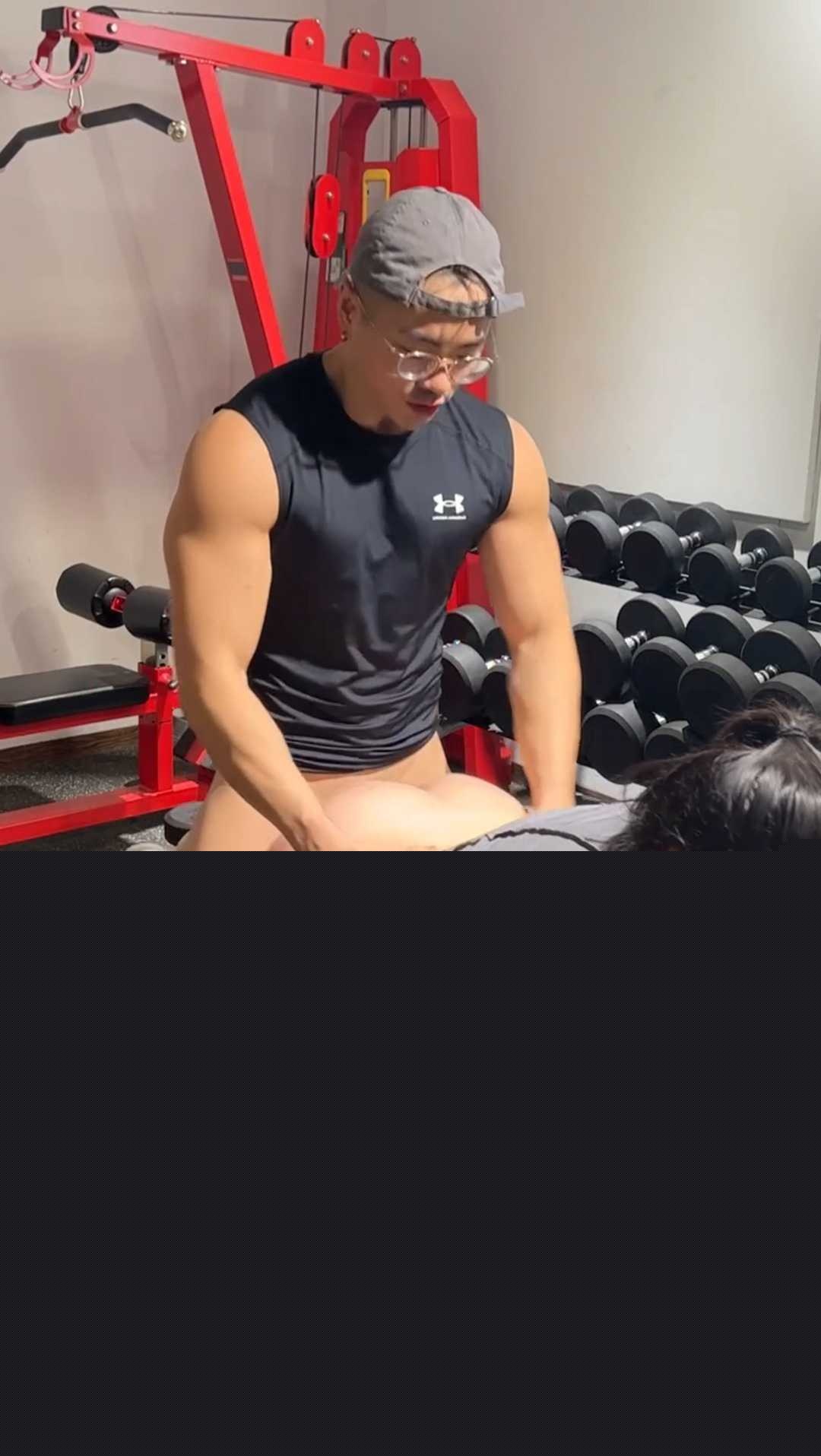 台湾健身巨尻骚女Viviana 3 台湾健身巨尻骚女Viviana 3