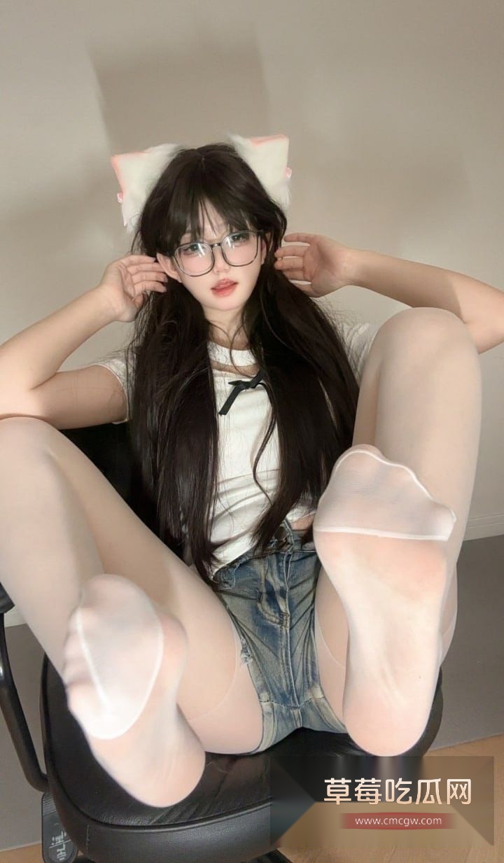 抖音萌妹心碎美洋洋JK自摸诱惑福利2 抖音萌妹心碎美洋洋JK自摸诱惑福利2