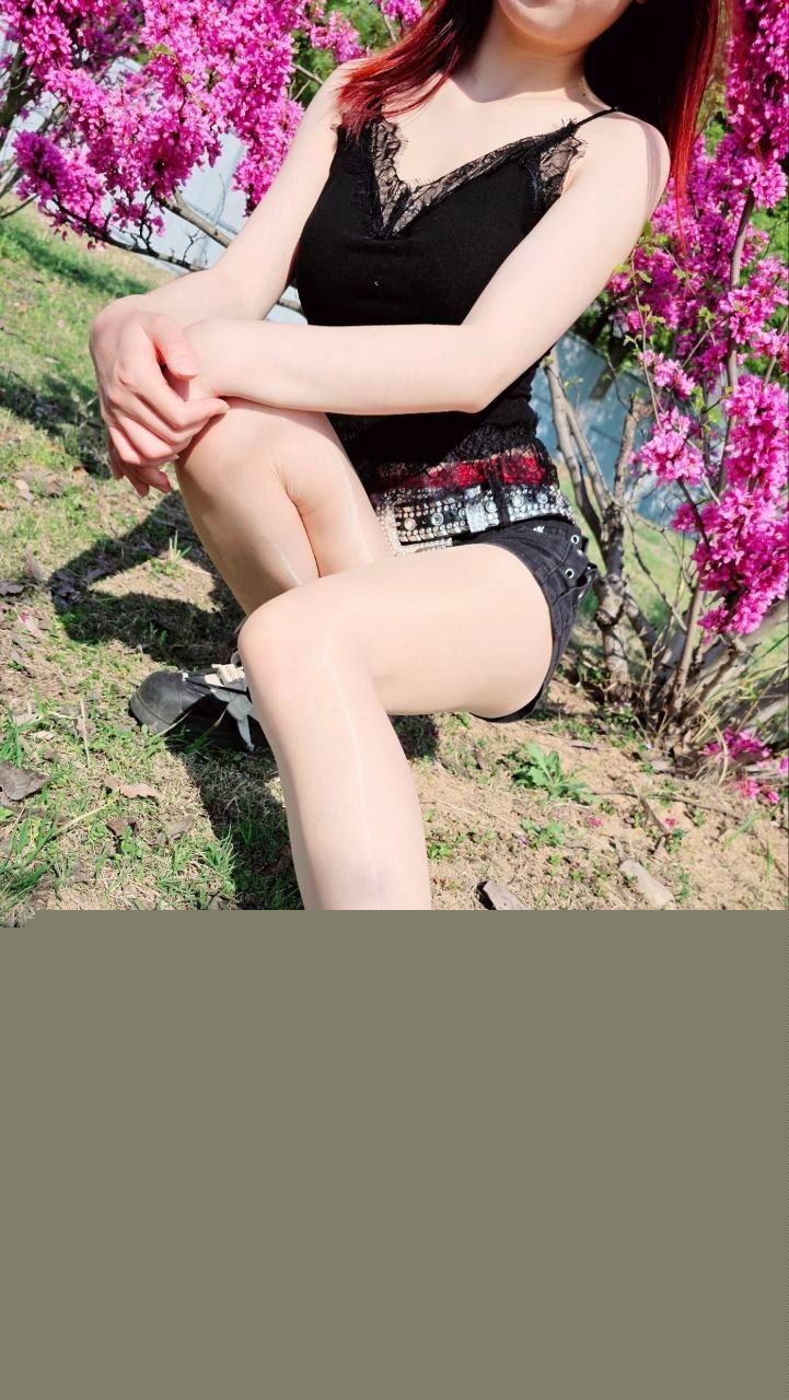 带妹妹到公园放风筝2 带妹妹到公园放风筝2