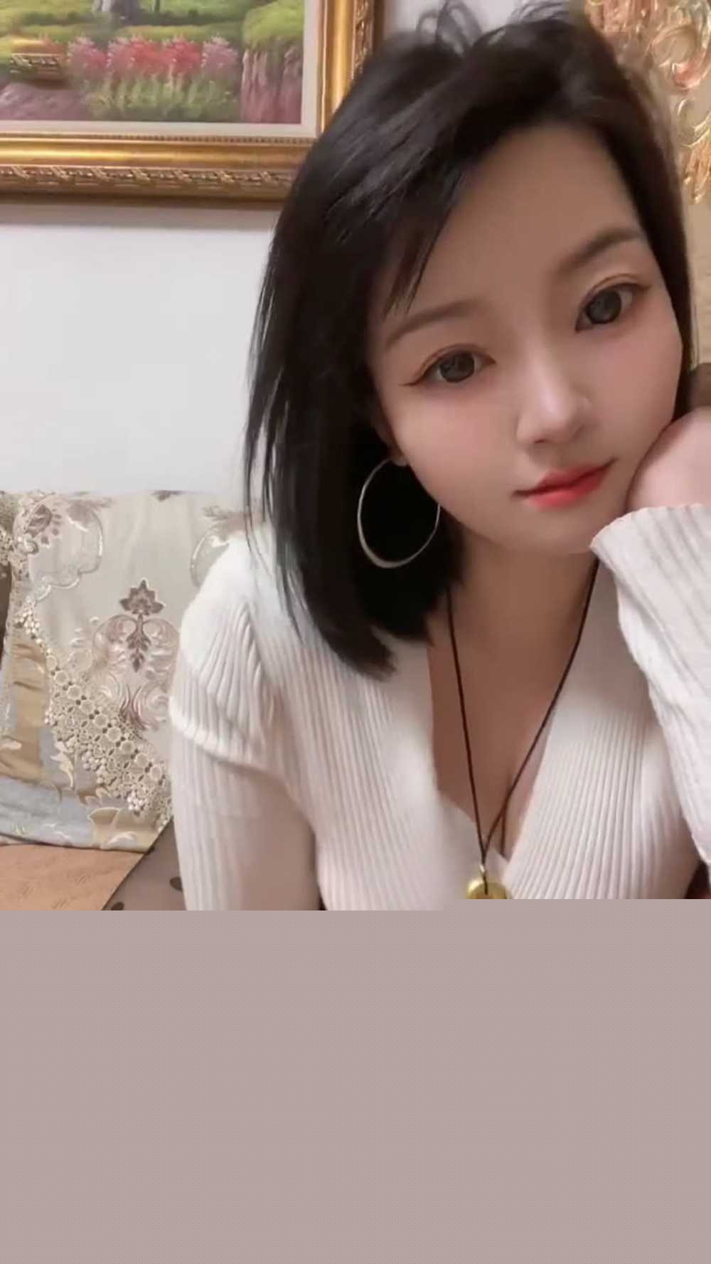 940001