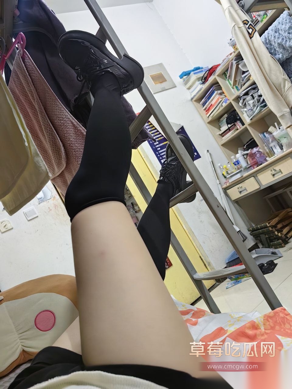 河南开封大学生情侣 25