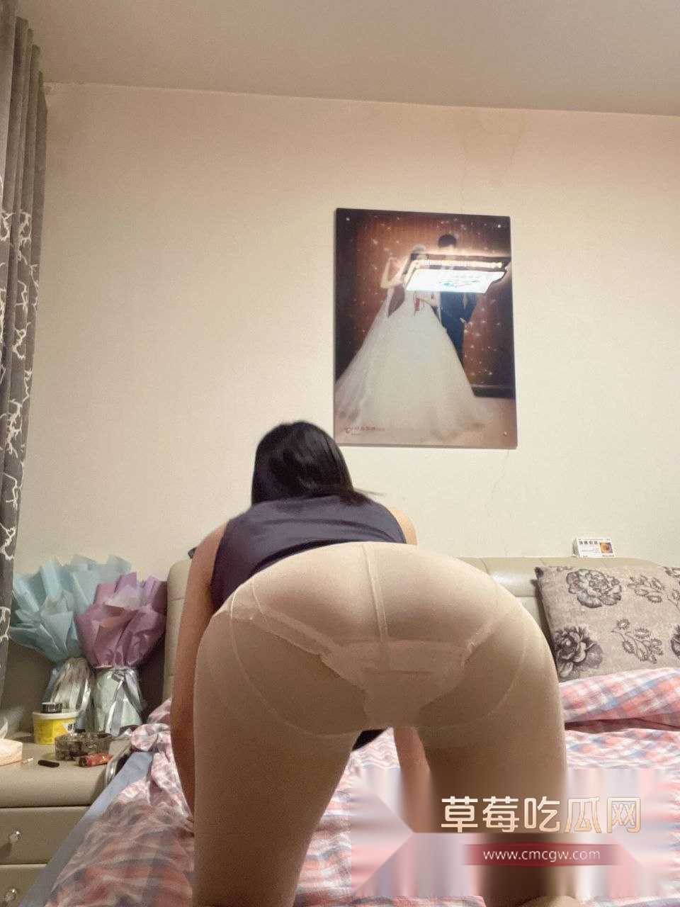 陕西母狗淫妻钟玲 5 陕西母狗淫妻钟玲 5