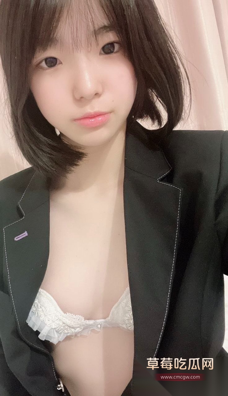 日本高颜值JK女高 15