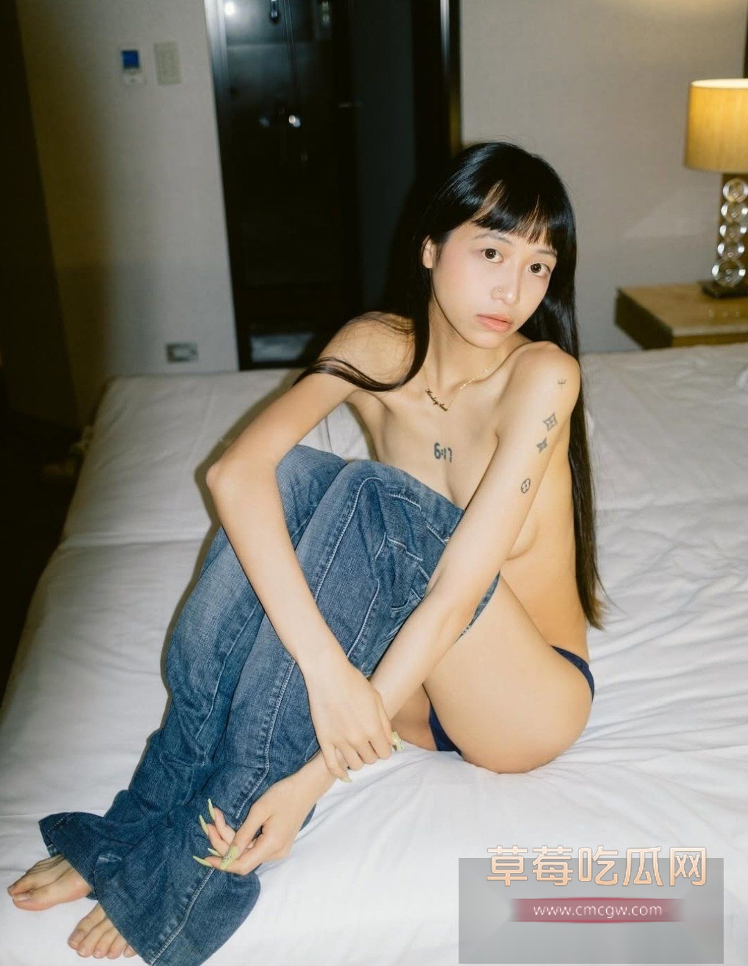 宝贝哈莉与炮友的私密自拍被曝光9 宝贝哈莉与炮友的私密自拍被曝光9