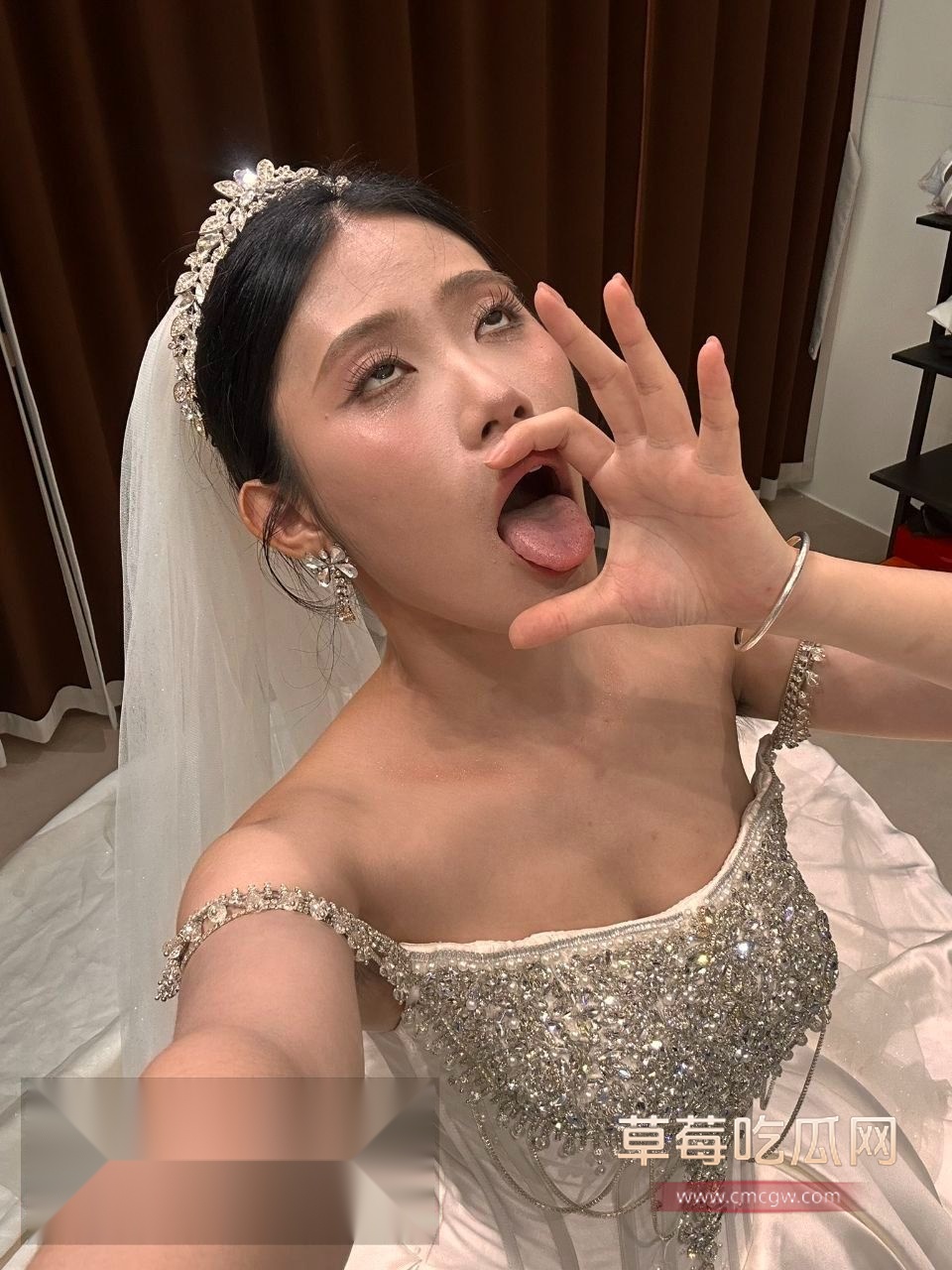 抖音网美南南想吃糖被网友认出是个推特福利姬 深喉大肉棒和无限阿黑颜都是她的拿手绝活 抖音网美南南想吃糖被网友认出是个推特福利姬 深喉大肉棒和无限阿黑颜都是她的拿手绝活